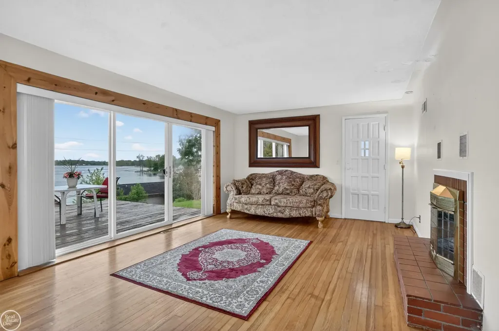664 Sunrise Park Street Genoa Township MI 48843