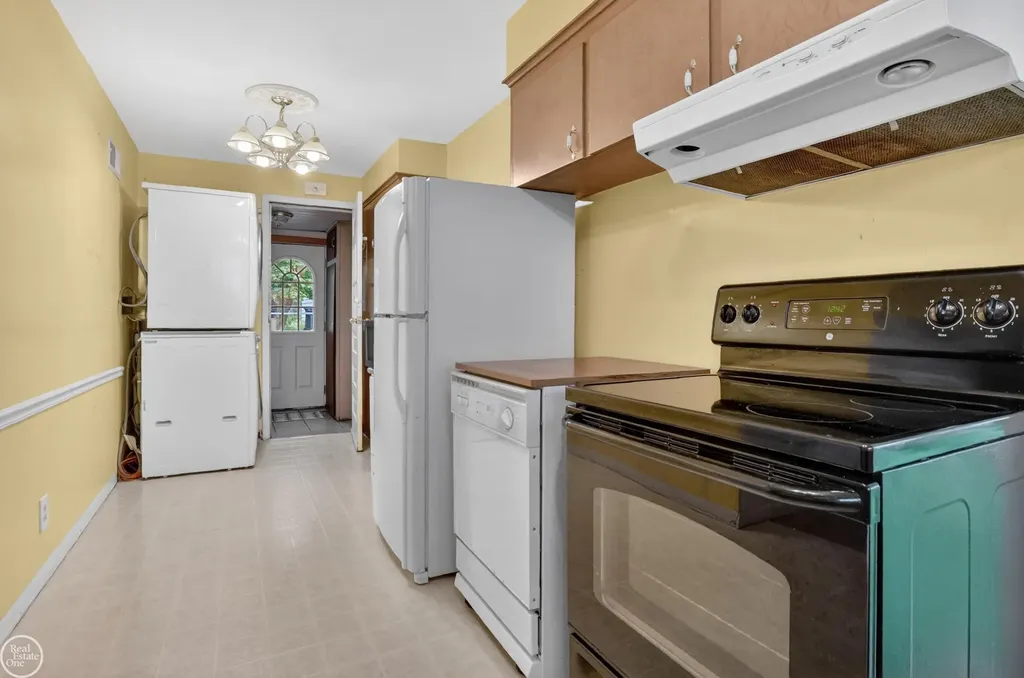 664 Sunrise Park Street Genoa Township MI 48843