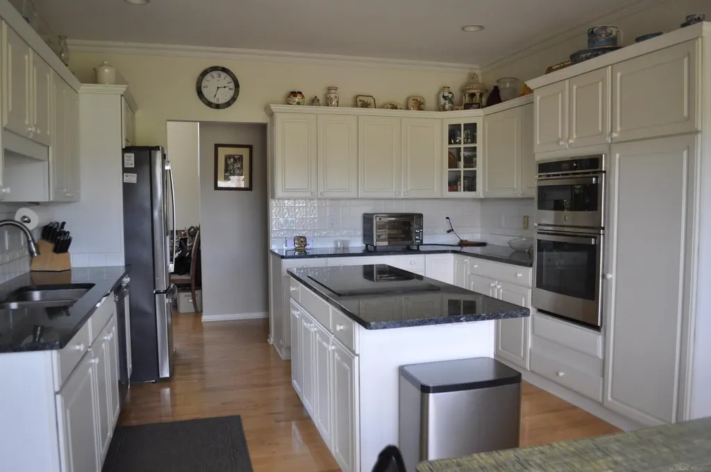 1138 Saint Andrews Avenue Highland Charter Township MI 48357