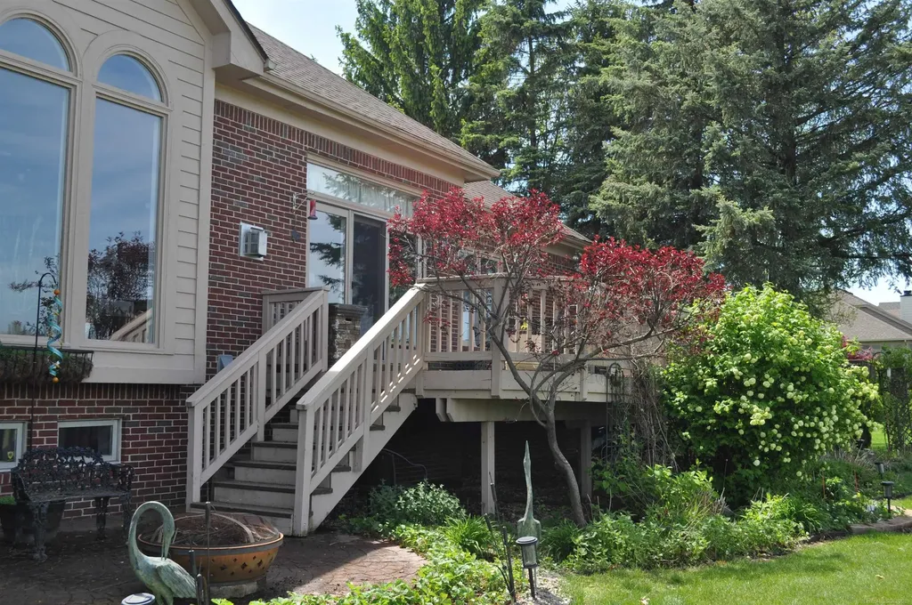1138 Saint Andrews Avenue Highland Charter Township MI 48357