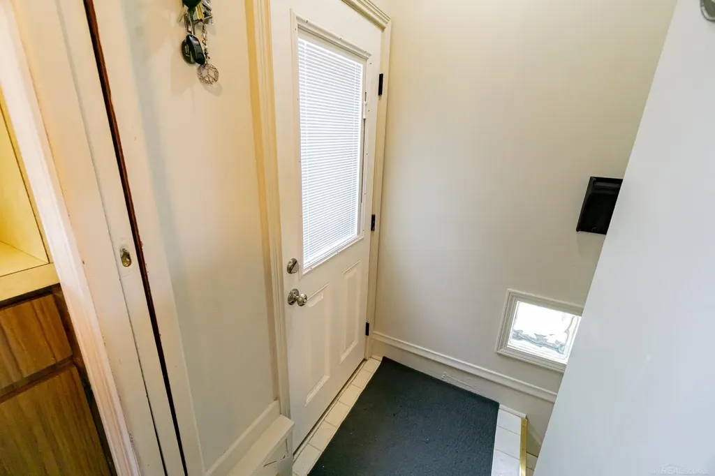 22240 Milgrom Court St. Clair Shores City MI 48081
