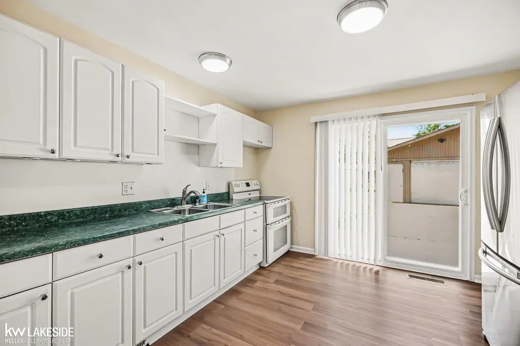 35619 Seville Street Clinton Charter Township MI 48035