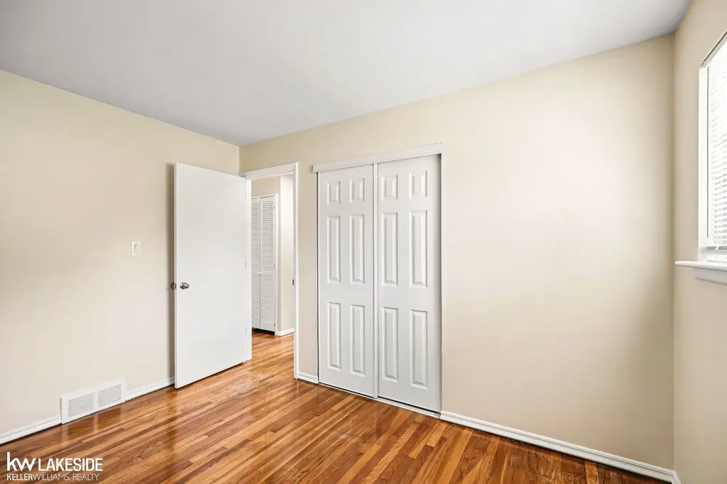 35619 Seville Street Clinton Charter Township MI 48035