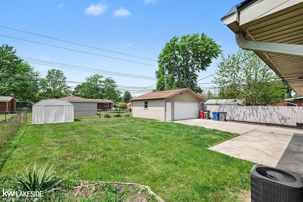 35619 Seville Street Clinton Charter Township MI 48035