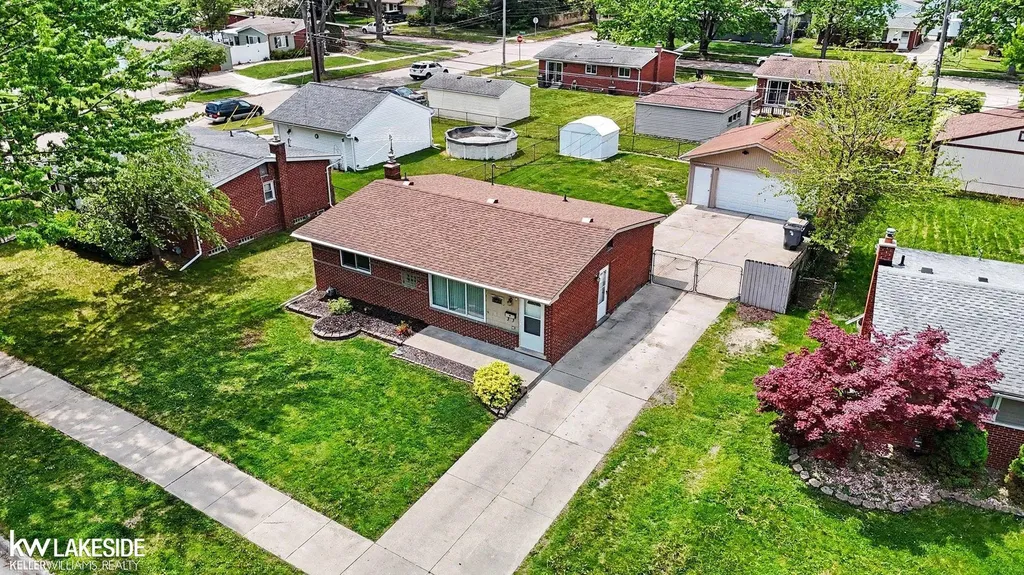 35619 Seville Street Clinton Charter Township MI 48035