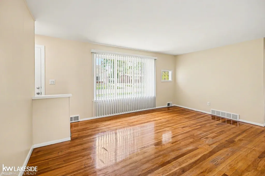 35619 Seville Street Clinton Charter Township MI 48035