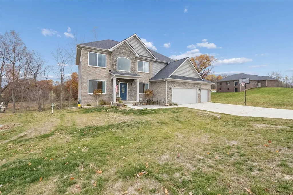 126 Parker Ln Lane Ortonville Village MI 48462