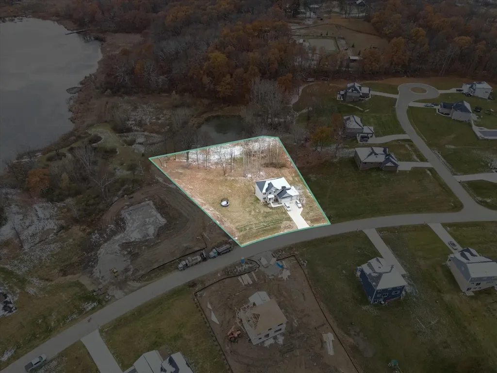 126 Parker Ln Lane Ortonville Village MI 48462