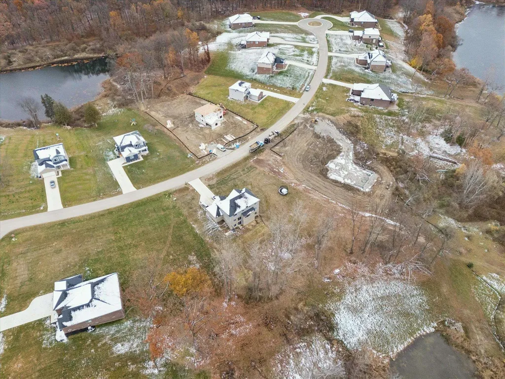 126 Parker Ln Lane Ortonville Village MI 48462