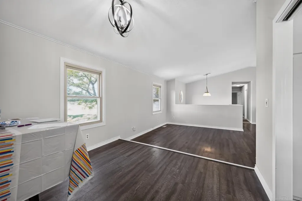 6611 Textile Road Ypsilanti Charter Township MI 48197