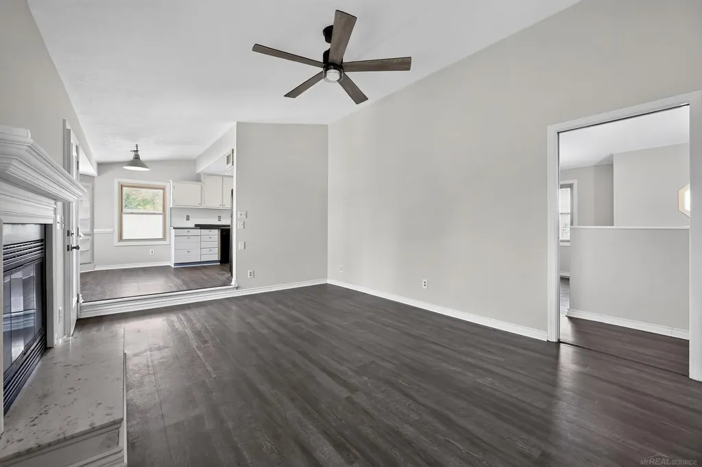 6611 Textile Road Ypsilanti Charter Township MI 48197