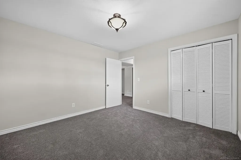 6611 Textile Road Ypsilanti Charter Township MI 48197