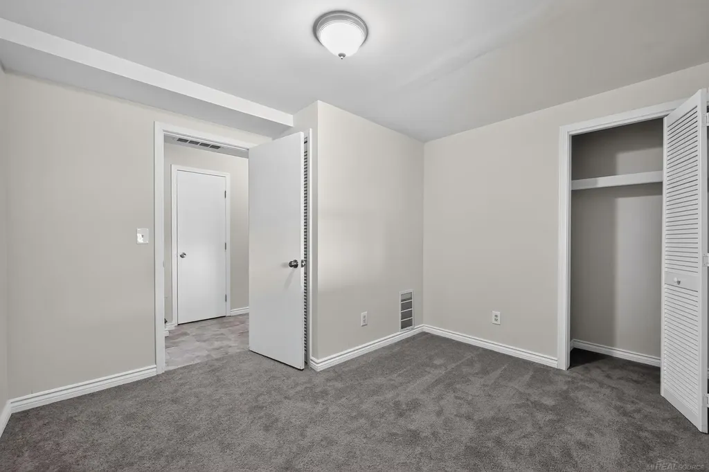 6611 Textile Road Ypsilanti Charter Township MI 48197