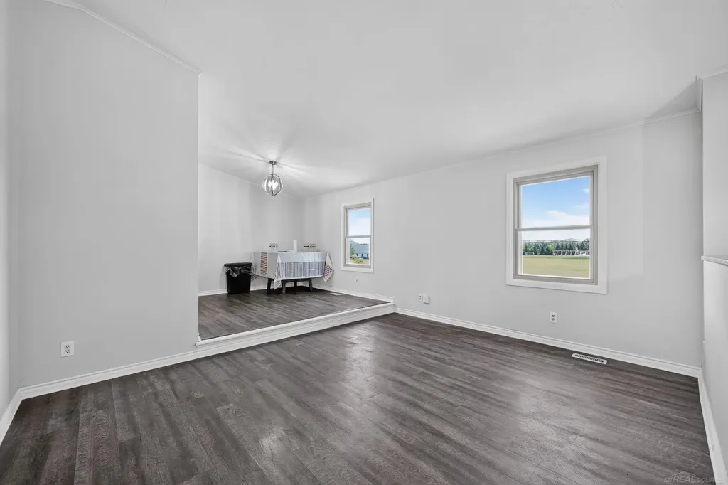 6611 Textile Road Ypsilanti Charter Township MI 48197