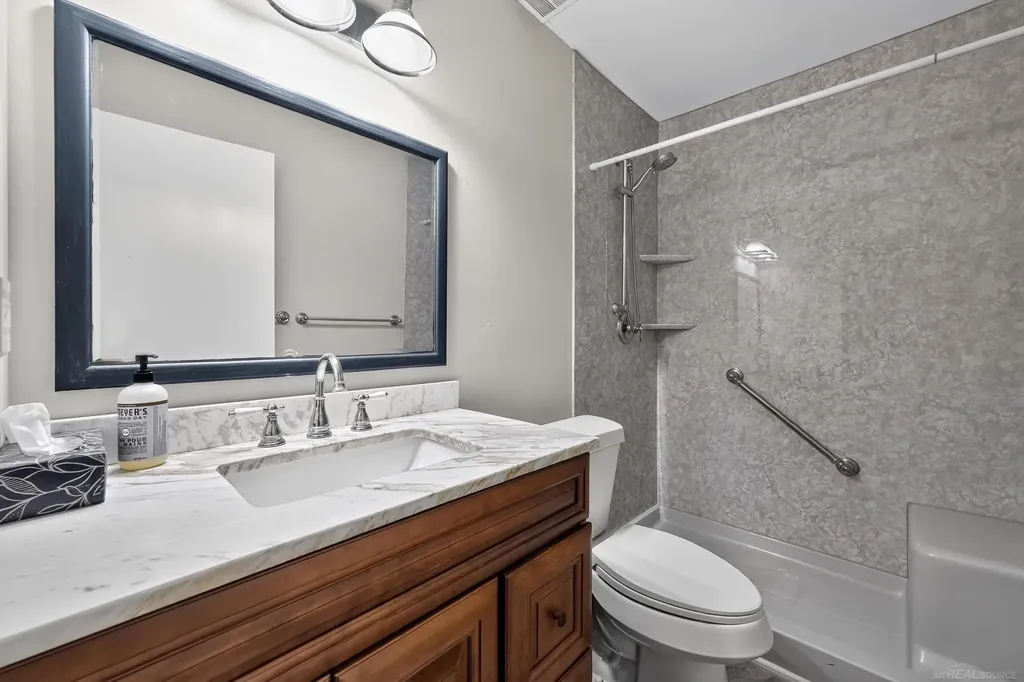 6611 Textile Road Ypsilanti Charter Township MI 48197