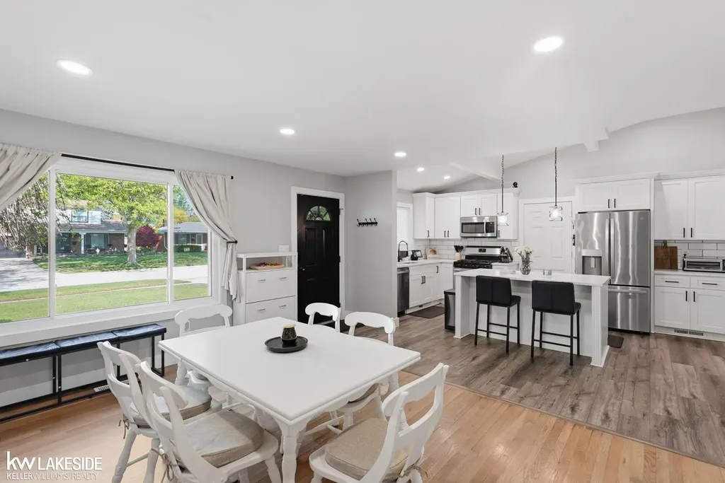 40916 Pickett Ridge Road Sterling Heights City MI 48313