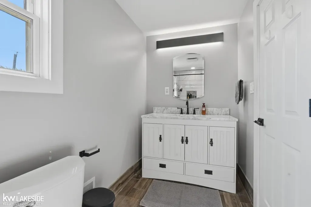 40916 Pickett Ridge Road Sterling Heights City MI 48313