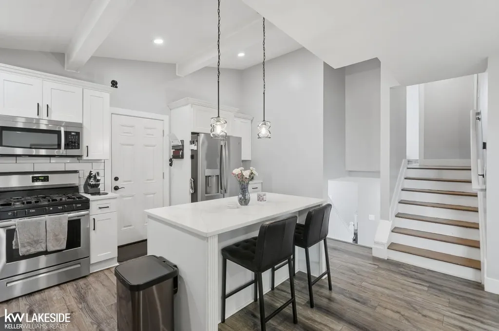 40916 Pickett Ridge Road Sterling Heights City MI 48313