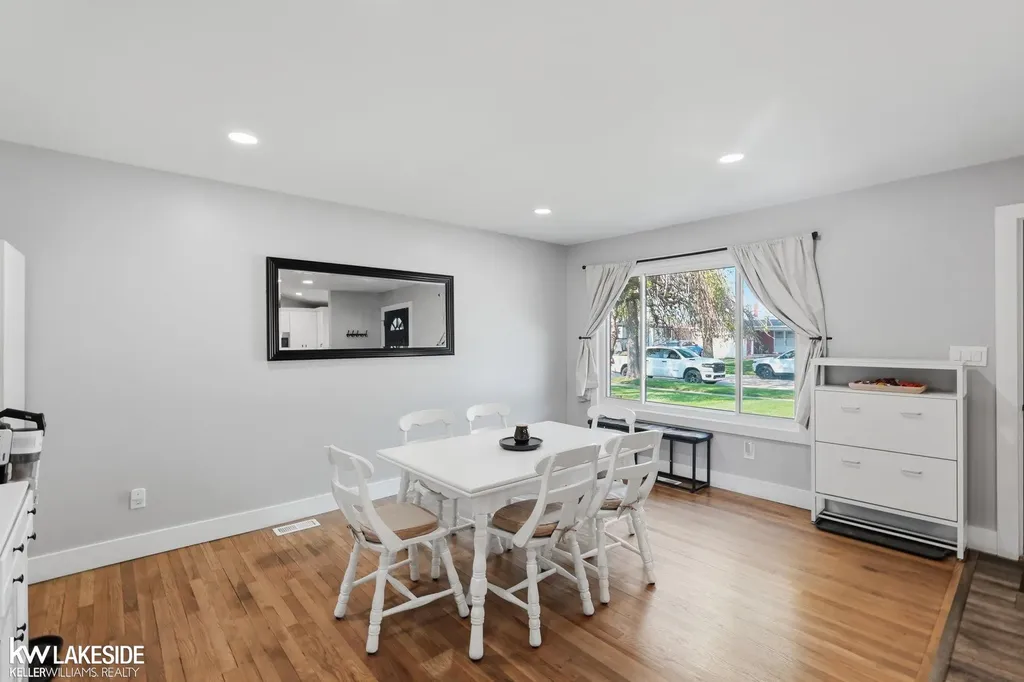 40916 Pickett Ridge Road Sterling Heights City MI 48313