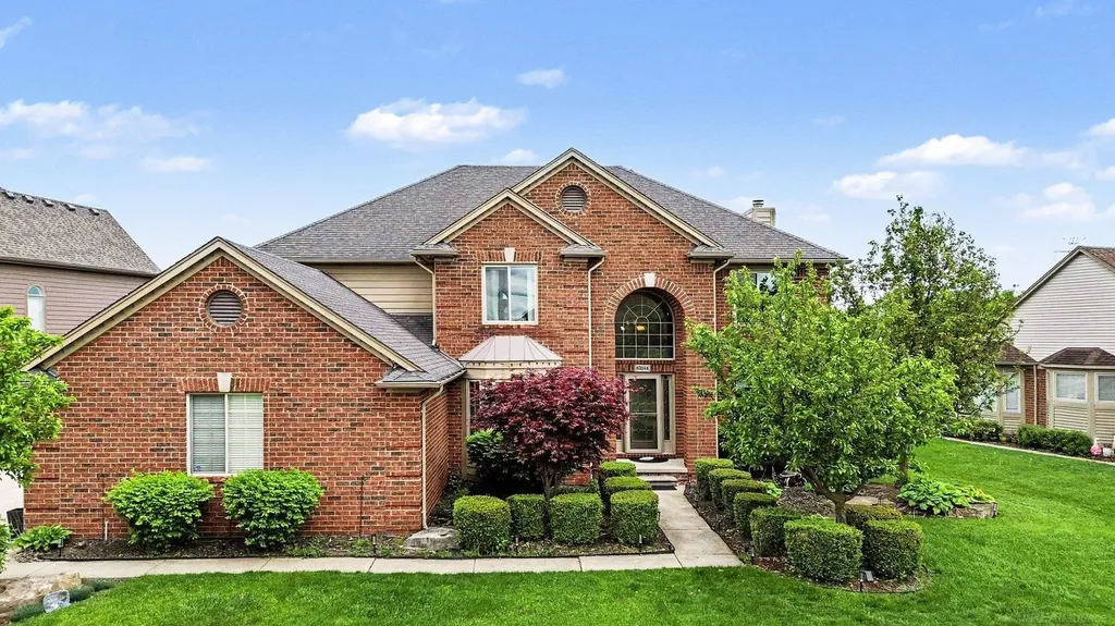 63564 Monticello E Drive Washington Township MI 48095