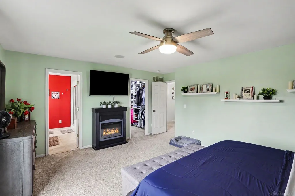 63564 Monticello E Drive Washington Township MI 48095