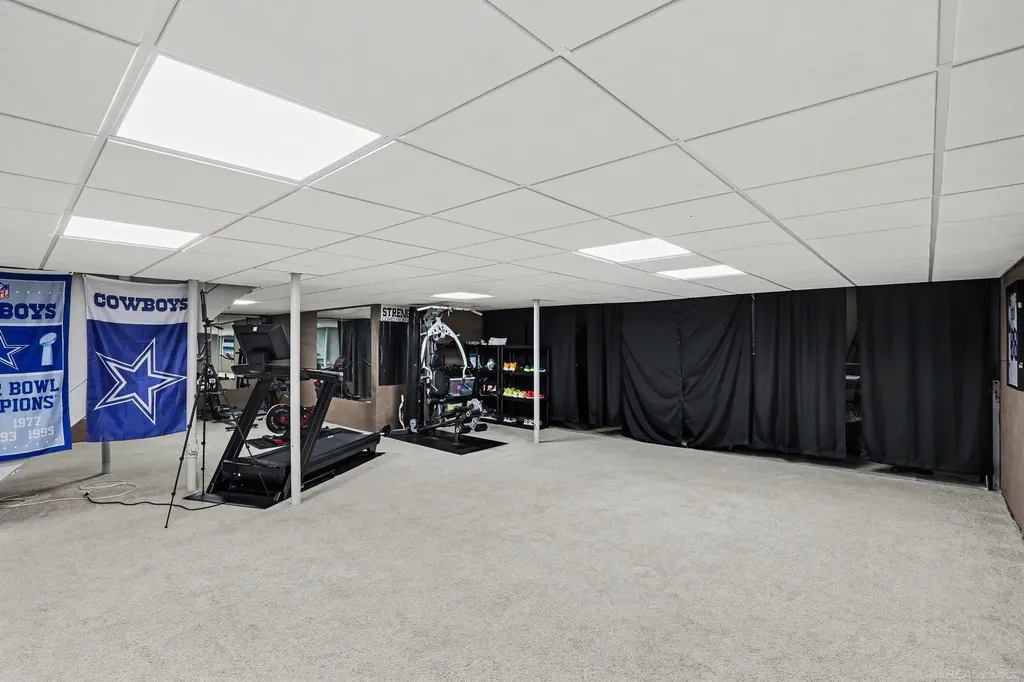 63564 Monticello E Drive Washington Township MI 48095