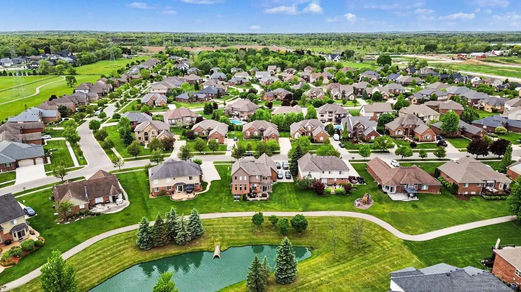 63564 Monticello E Drive Washington Township MI 48095