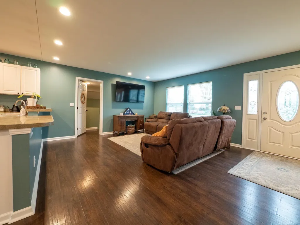 29681 Rogan Lenox Township MI 48048