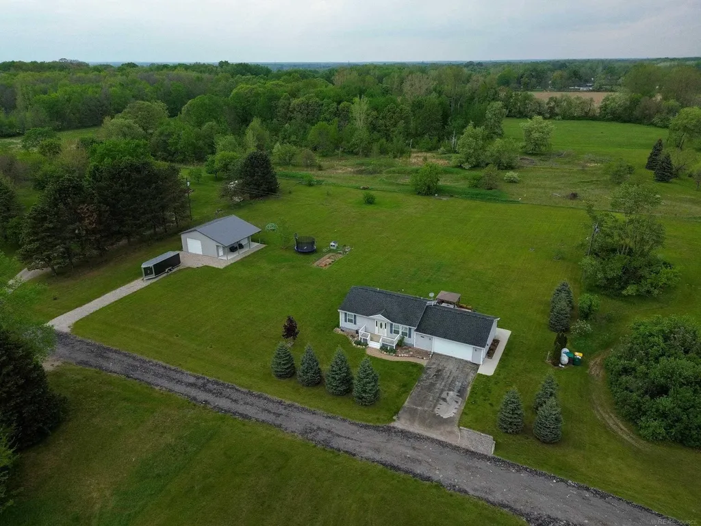 29681 Rogan Lenox Township MI 48048