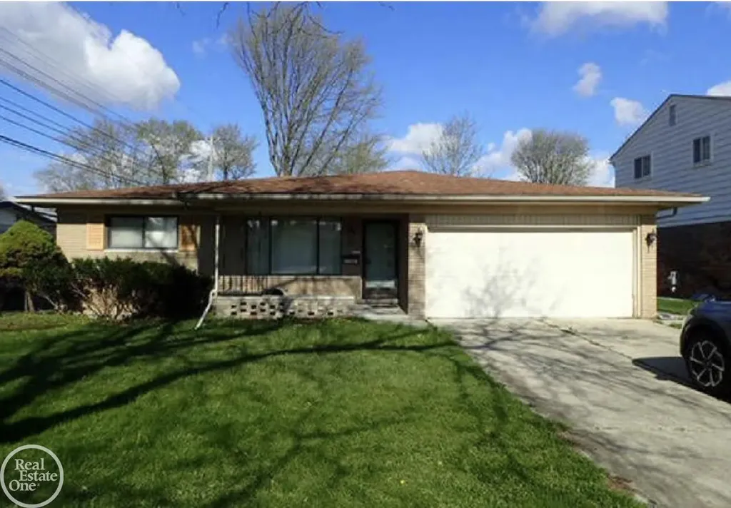 21901 Bradfords Court St. Clair Shores City MI 48080