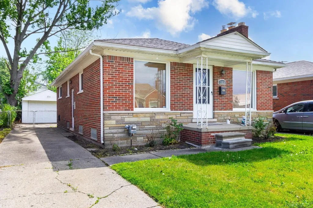21526 Englehardt Street St. Clair Shores City MI 48080