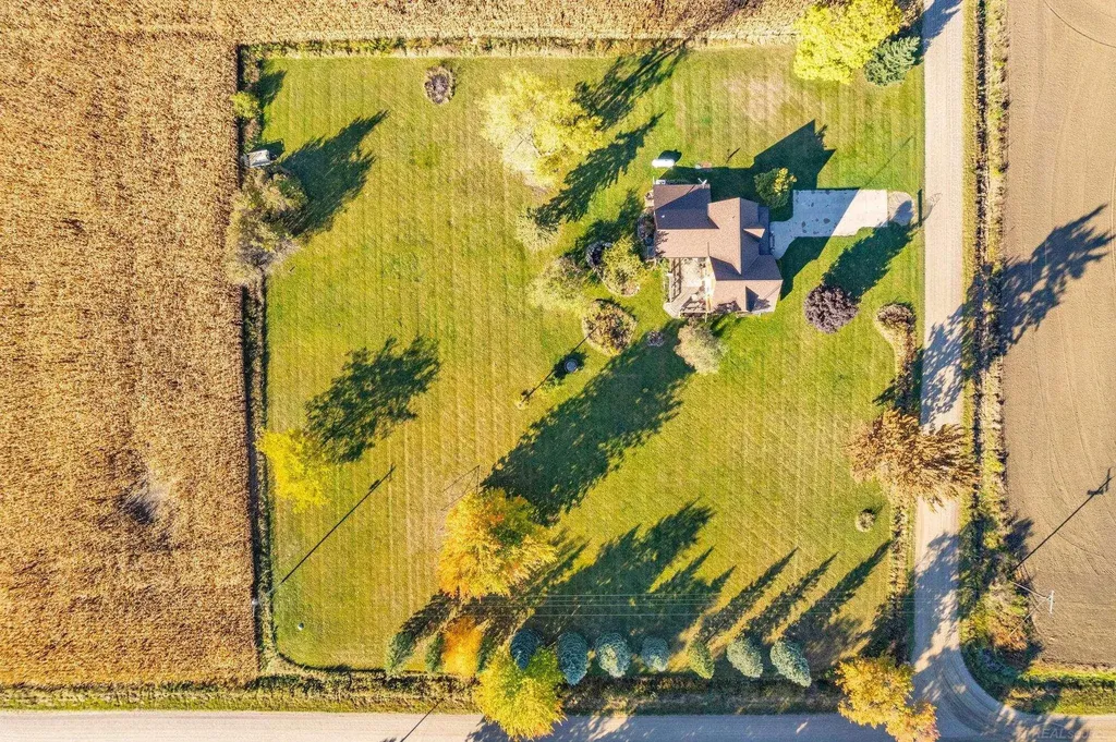2950 W Hyde Road Washington Township MI 48419