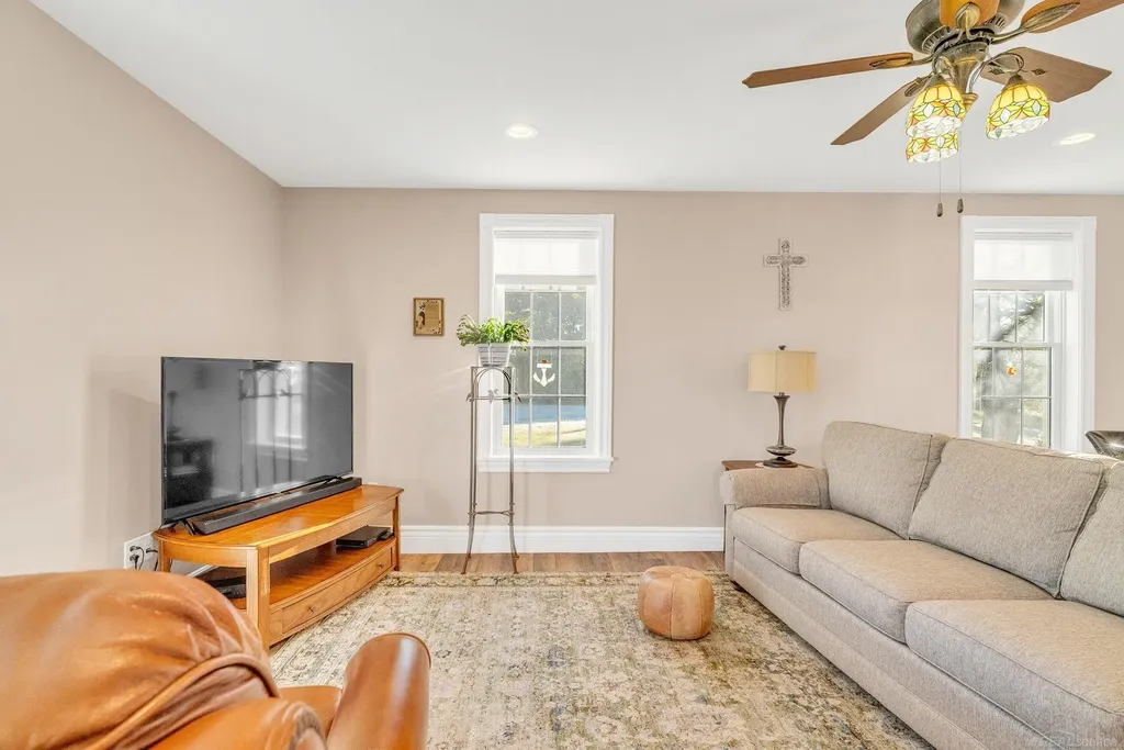 2950 W Hyde Road Washington Township MI 48419