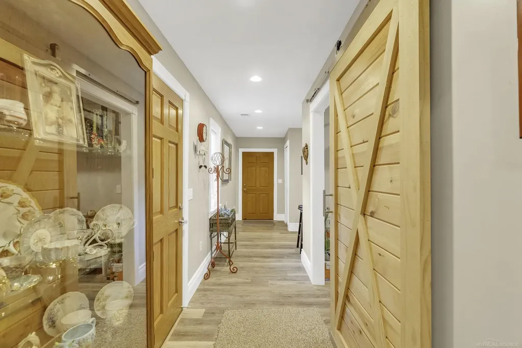 2950 W Hyde Road Washington Township MI 48419