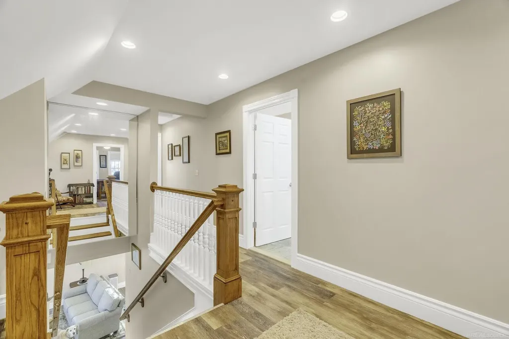 2950 W Hyde Road Washington Township MI 48419