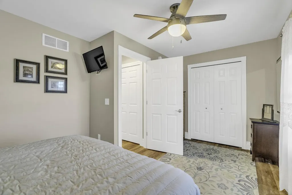 2950 W Hyde Road Washington Township MI 48419