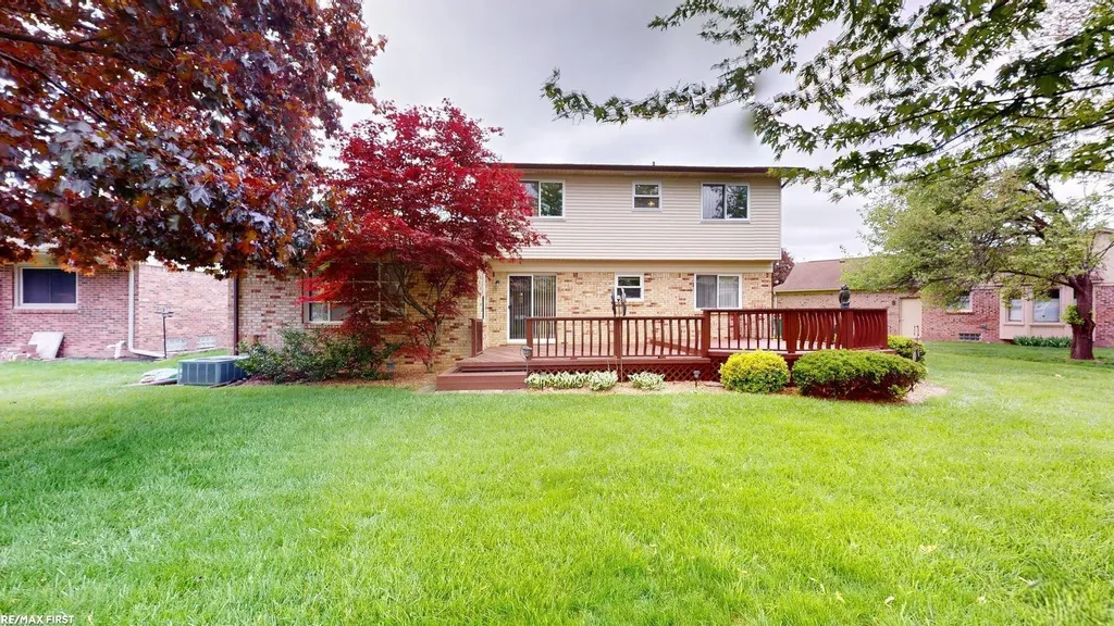 15995 Quail Court Macomb Township MI 48044