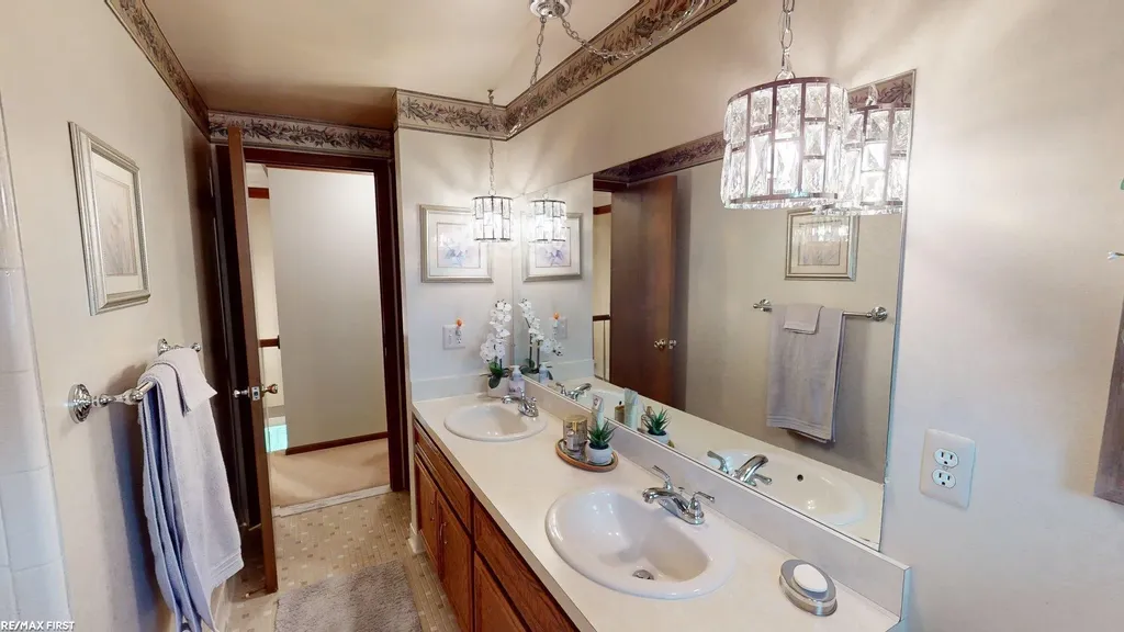 15995 Quail Court Macomb Township MI 48044