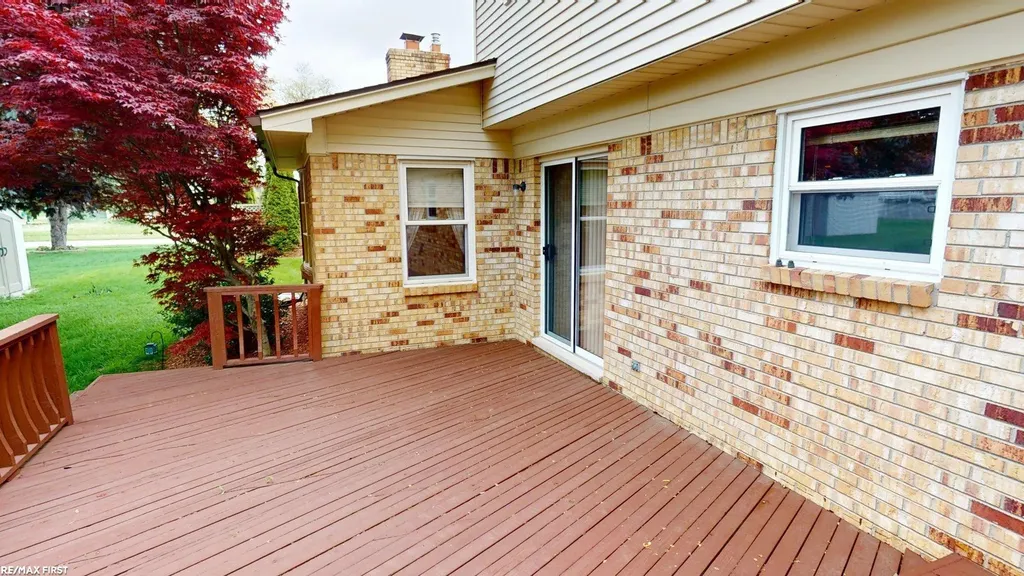 15995 Quail Court Macomb Township MI 48044