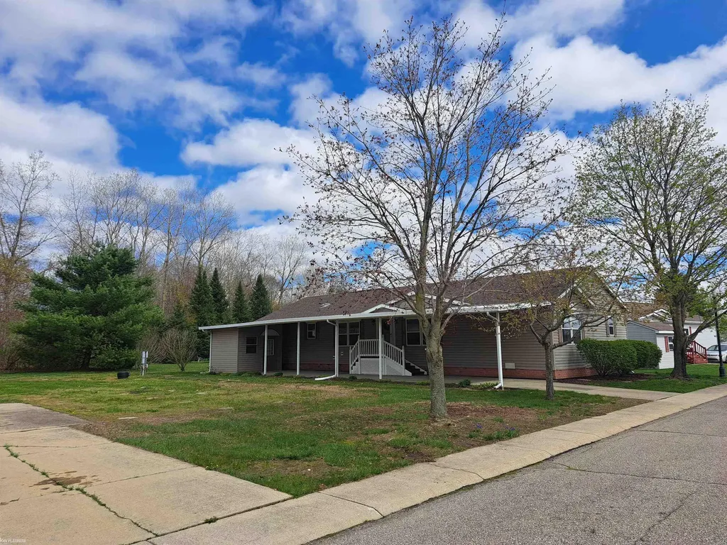 536 Swan Creek Court Kimball Township MI 48074