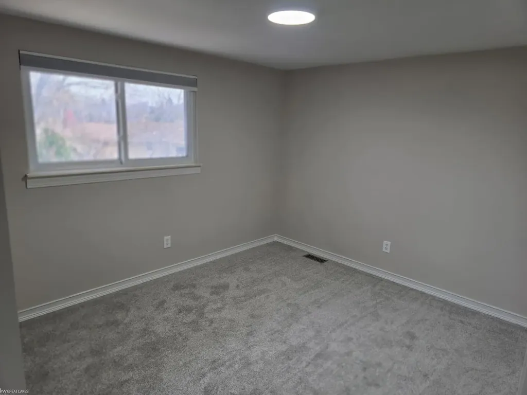 16644 Cederama Drive Clinton Charter Township MI 48038
