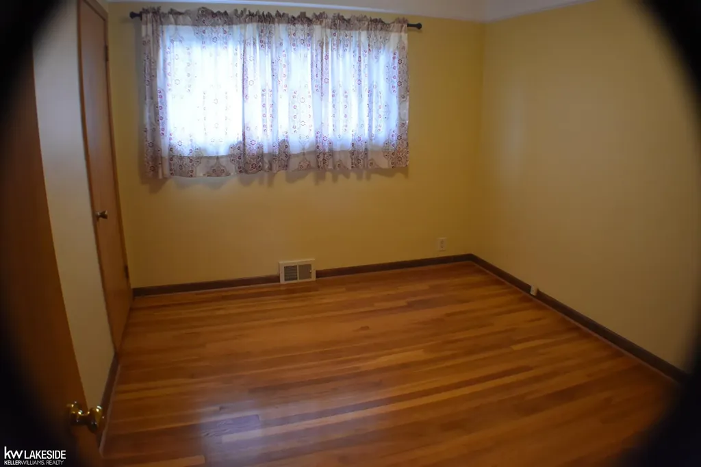 23113 S Rosedale Court St. Clair Shores City MI 48080