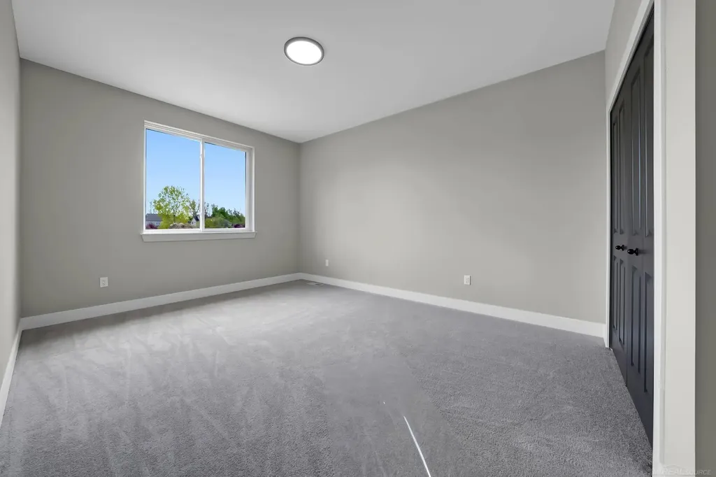 1127 Williamson Circle Pontiac City MI 48340