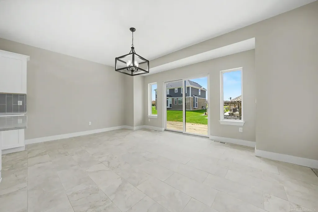 1127 Williamson Circle Pontiac City MI 48340