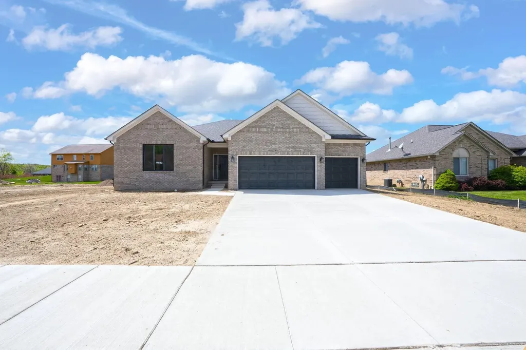 1127 Williamson Circle Pontiac City MI 48340