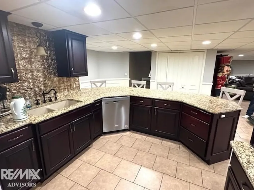 68135 Lake Angela Drive Richmond City MI 48062