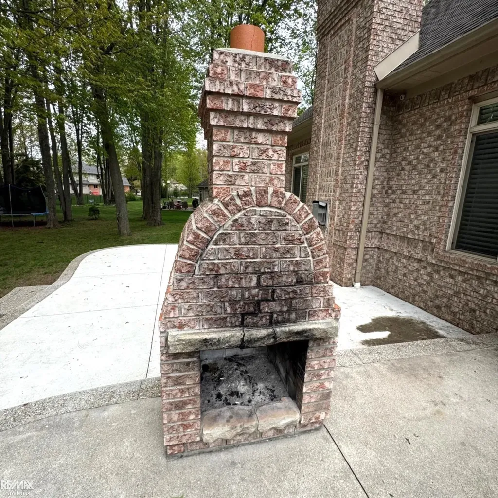 68135 Lake Angela Drive Richmond City MI 48062