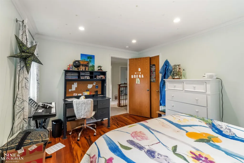 764 Pemberton Road Grosse Pointe Park City MI 48230