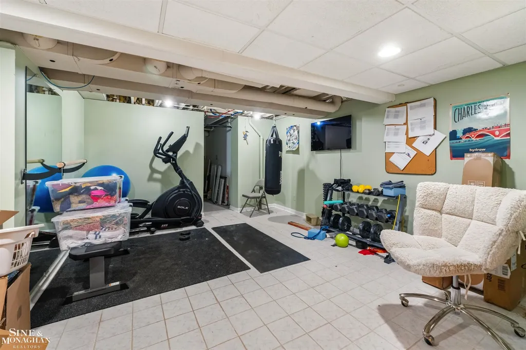 764 Pemberton Road Grosse Pointe Park City MI 48230