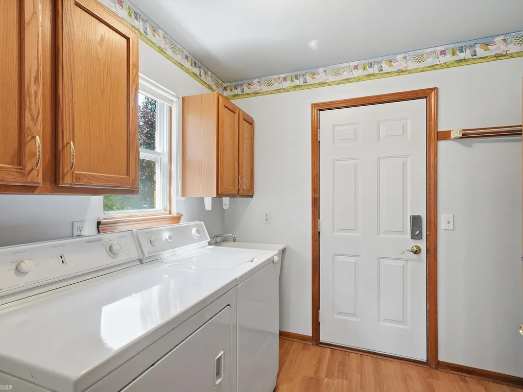 14861 Heather Pointe Drive Sterling Heights City MI 48313